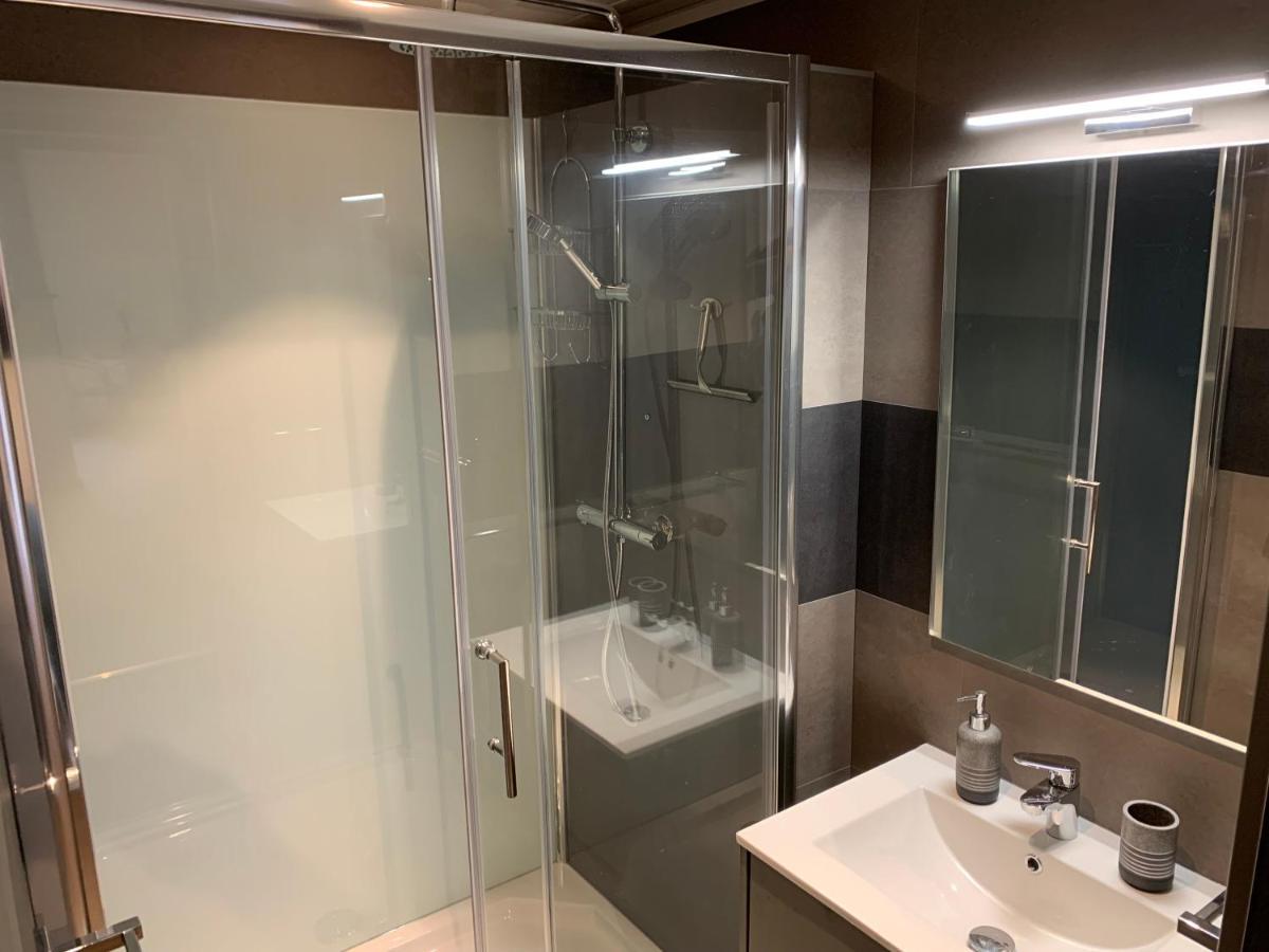 Chambre D'Hotes Naturiste Le Jardin Des Hirondelles Blanzaguet-Saint-Cybard Esterno foto